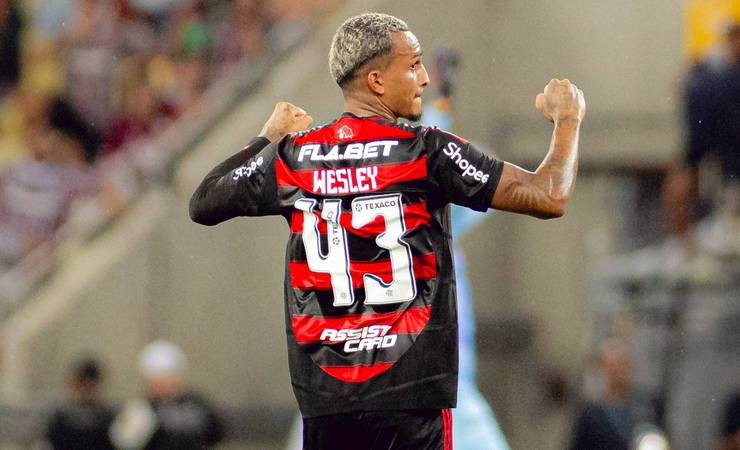 Wesley apoia Flamengo e deseja sorte na final da Libertadores após vitória do Brasil