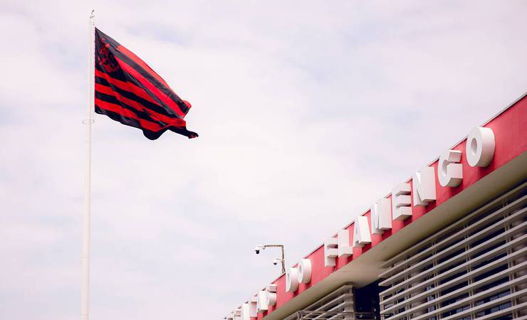 ABCD realiza testes antidoping em dez jogadores do Flamengo, que reclama de interferência na preparação