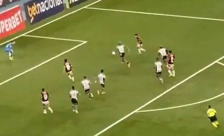 Luiz Araújo brilha e amplia vantagem do Flamengo sobre o Botafogo no Nilton Santos
