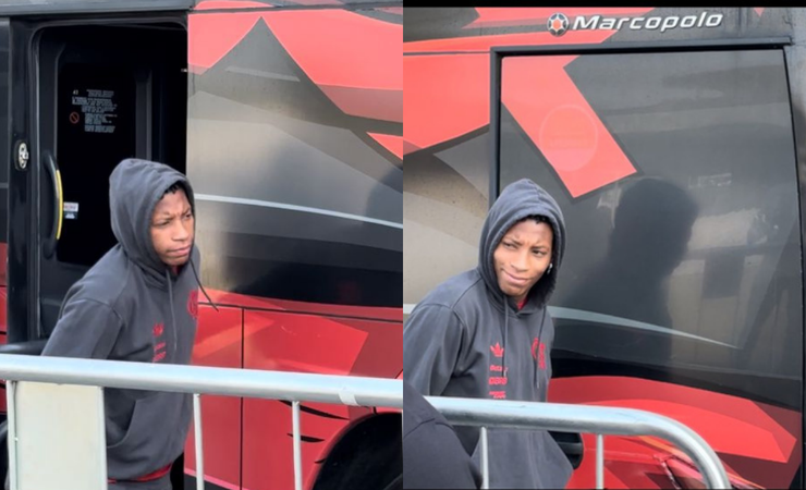 Gonzalo Plata é aplaudido por torcedores do Flamengo durante embarque para semifinal da Libertadores