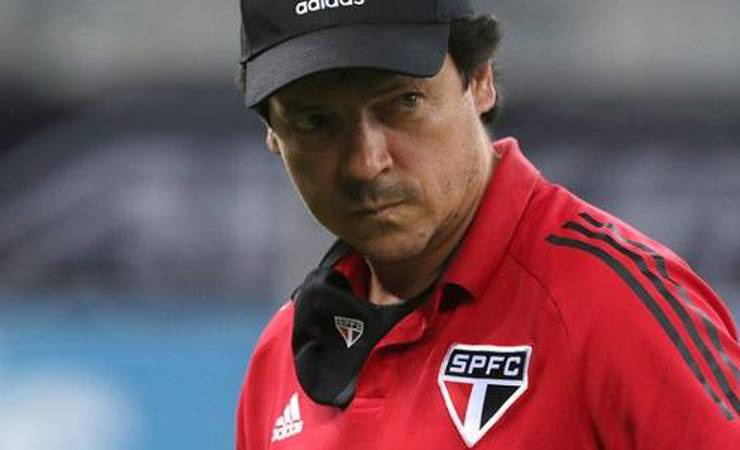 Após quase ser campeão, Fernando Diniz pode esquentar clima no São Paulo