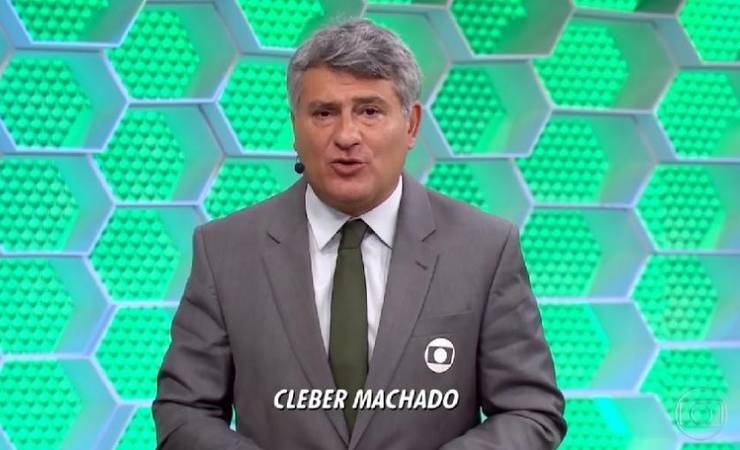Torcida reclama de "bairrismo" de Cléber Machado em Corinthians x Flamengo