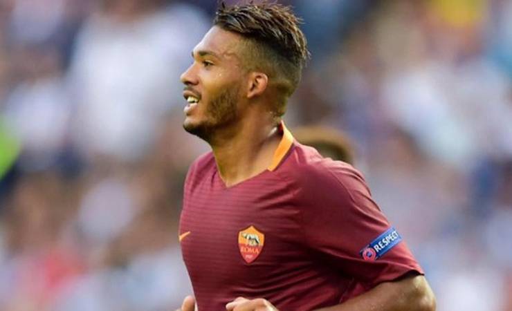De saída da Roma, Juan Jesus quer permanecer na Itália
