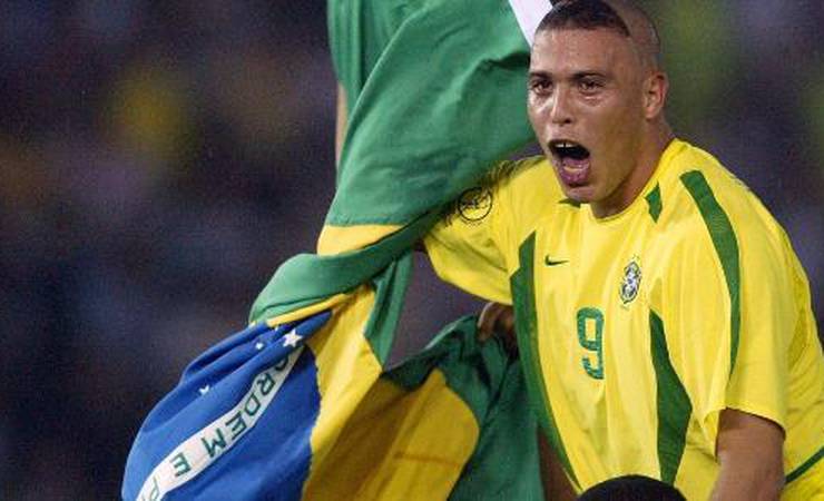"Jogos antigos tapam buraco, mas modelo está se esgotando", diz Mauro Cezar