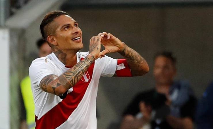 Peru divulga convocados para a Copa América com Guerrero, Cueva e Trauco