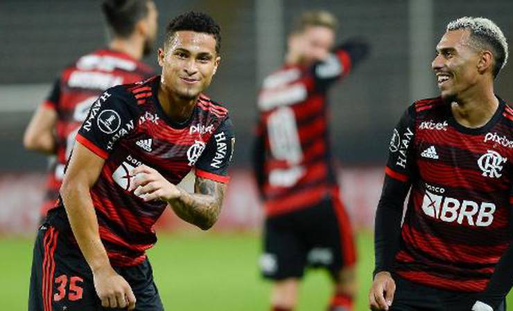 Flamengo: Sousa aprofunda reformulação pedida e abre espaço para jovens