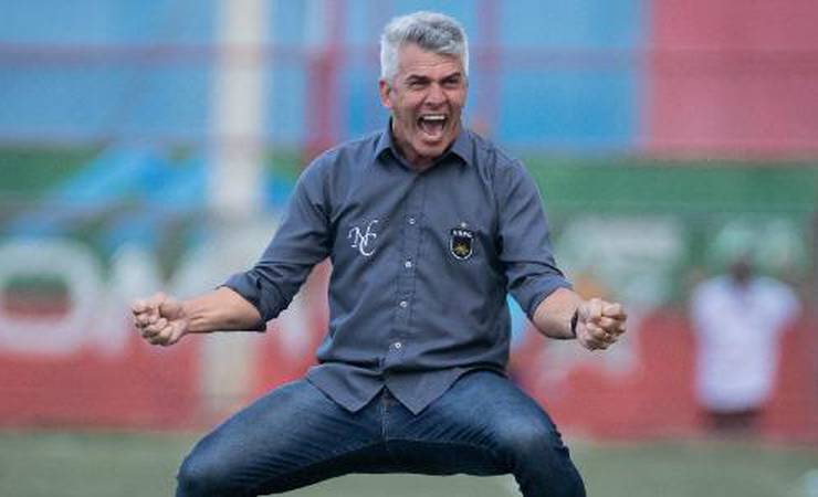 Técnico do Volta Redonda já foi pagodeiro com padrinho pentacampeão mundial