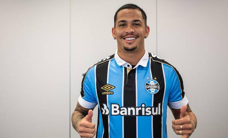 Grêmio deve ter a estreia de Luciano contra o Fla; veja o provável time