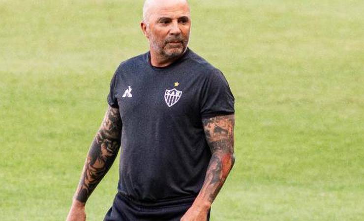 Sampaoli faz cobranças ao elenco mesmo após Atlético-MG recuperar liderança