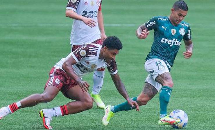 Trajano: "Flamengo e Palmeiras farão duelo tático e hoje não há favorito"