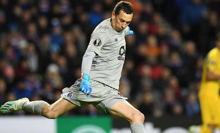 Flamengo está interessado em goleiro argentino, diz jornalista