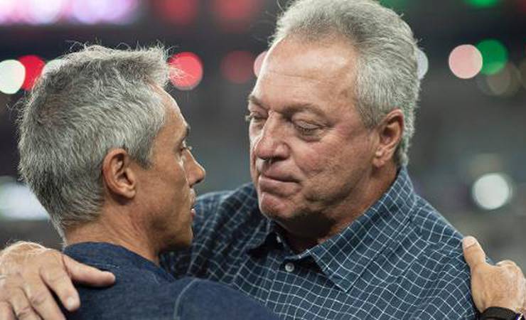 Abel Braga celebra vitória do Fluminense, mas avisa: 'Não garante nada'
