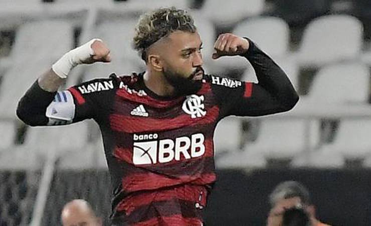 Rodolfo Rodrigues: Flamengo atropela Botafogo e segue com ataque arrasador