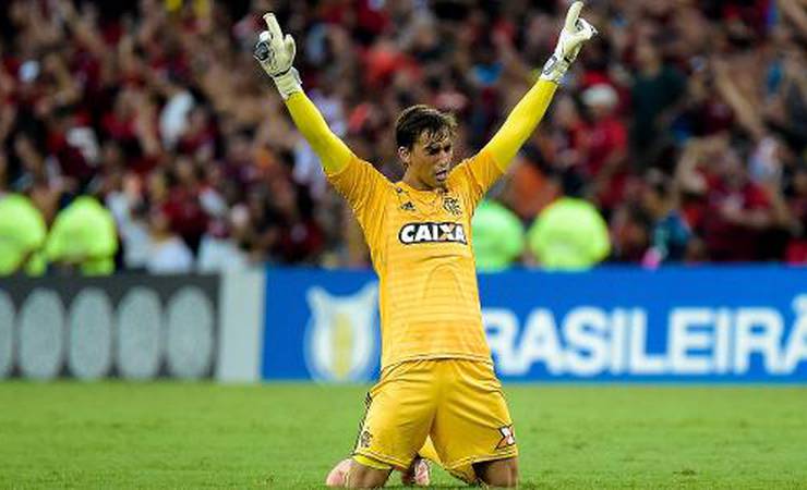 César defende constantes mudanças de Dome: 'Tirar o melhor do time'