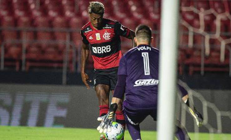 Tabu incomoda, e Flamengo se enche de motivação para encarar o São Paulo