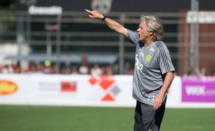 Com treinos fechados, Jesus "esconde" Flamengo para jogo contra o Goiás