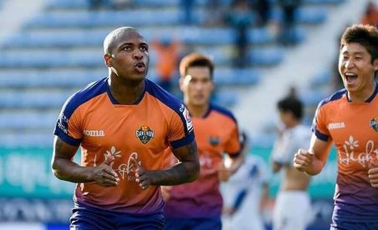 Diego Maurício: 'Tem negros bem-sucedidos que não são jogadores'