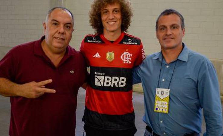 Colunistas: David Luiz chega como o melhor zagueiro do futebol brasileiro?