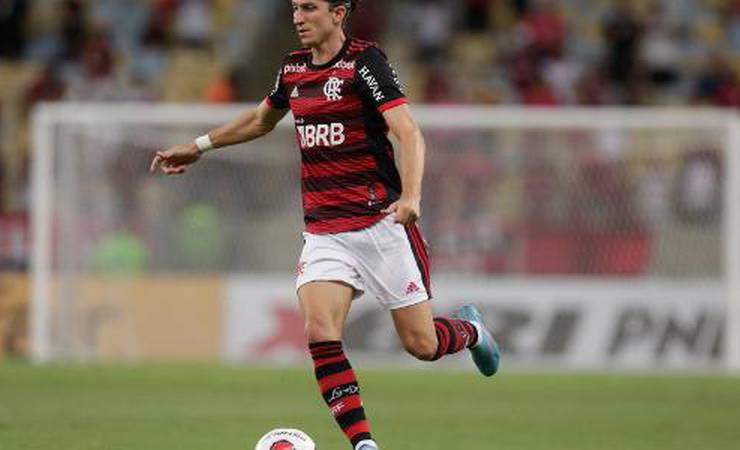 Filipe Luís fala em Flamengo no caminho certo, mas vê espaço para evolução