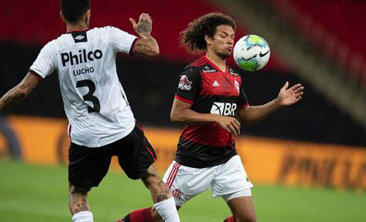 Flamengo insiste em "descansar" nos jogos e paga sofrendo gols