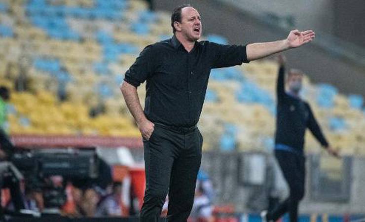Flamengo fecha fase de grupos da Libertadores com prejuízo no Maracanã