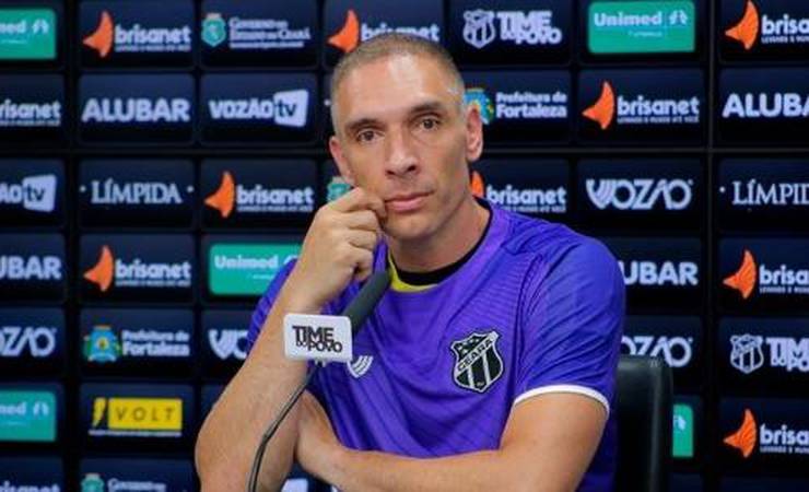 'É meio sem lógica os times quererem voltar aos treinos', diz Prass