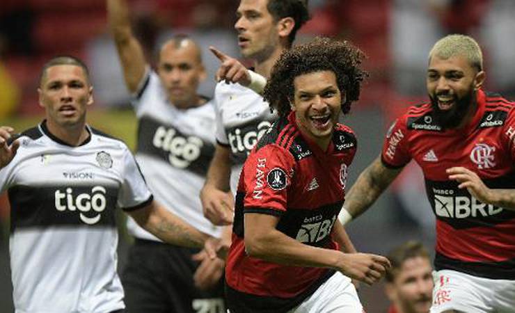 Rocha: 9 a 2 no Olimpia é parte do "pacotão" de boas notícias no Flamengo