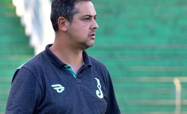 Mauro: Medida da CBF para limitar troca de técnicos é inútil, tem brecha