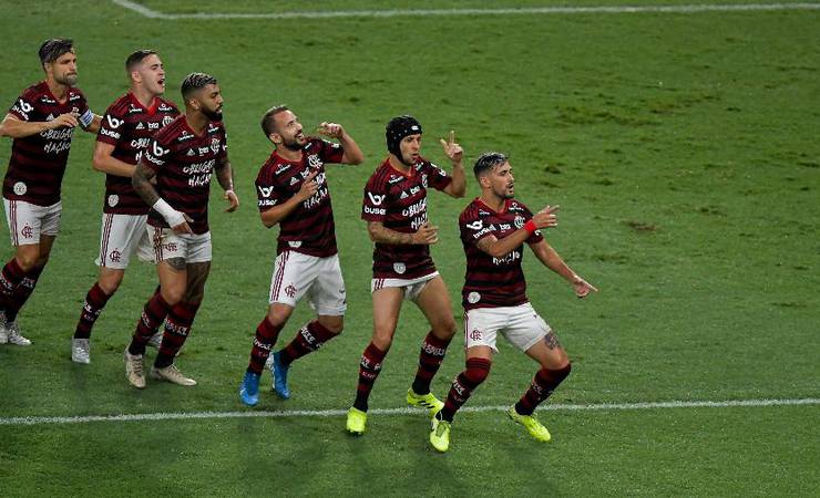 Flamengo domina seleção do Brasileirão votada pelos internautas do UOL