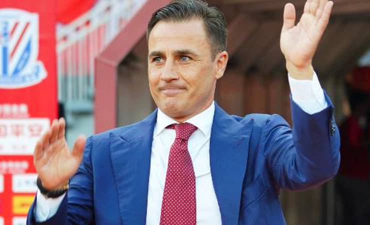 Cannavaro é cotado para assumir lugar de Paulo Sousa na Polônia, diz jornal
