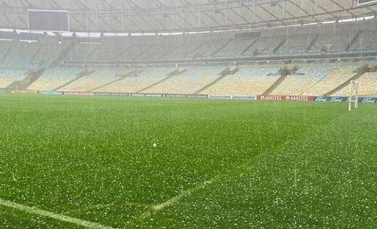 Após tempestade, Maracanã fica cheio de gelo antes de jogo do Flamengo