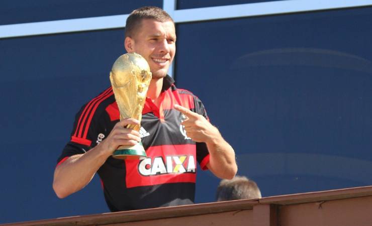 Flamengo: Xodó da torcida, Podolski detona Paulo Sousa: 'Nos enganou'