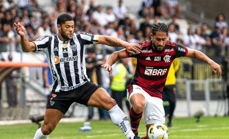 Hulk celebra vitória do Atlético-MG e dedica a Turco: "Merece demais"