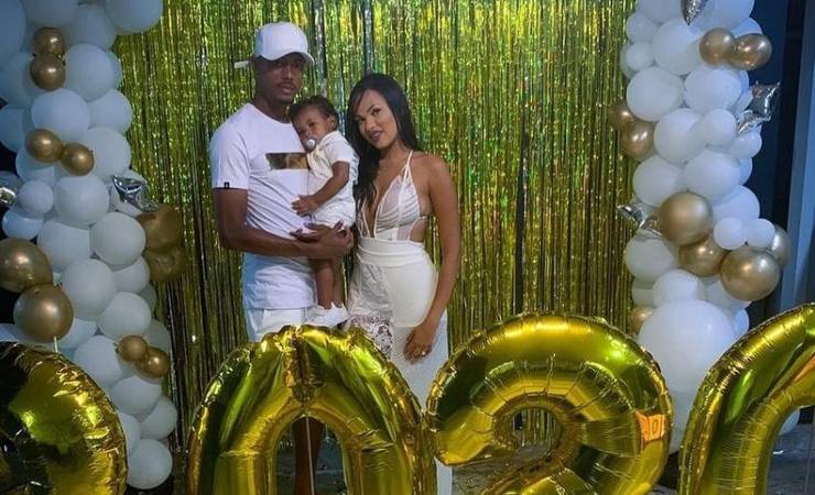 Bruno Henrique festeja chegada de 2020 com a família e fãs comemoram