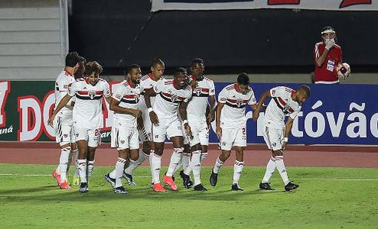 São Paulo vai ao Paraguai receber primeira dose da vacina contra covid-19