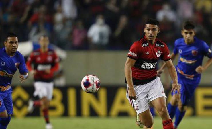 Oeste aproveita falhas, vence por 2 a 0 e elimina o Flamengo da Copinha