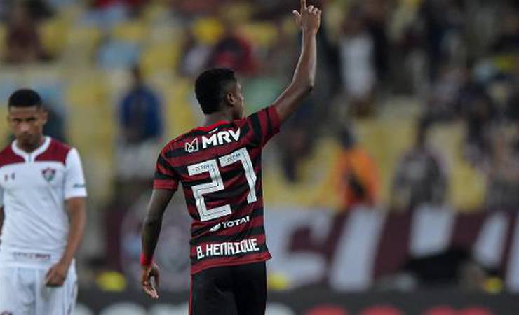 Mauro: "Ninguém pode ficar surpreso se sair acordo do Flamengo com a Globo"