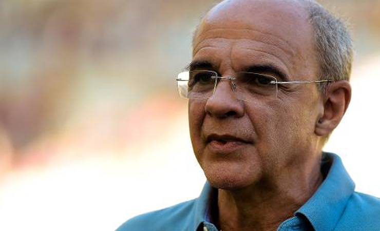 Flamengo marca sessão para debater suspensão de Bandeira de Mello