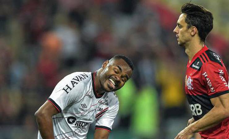 Athletico vence Fla por 3 a 0 e vai à final da Copa BR contra Atlético-MG