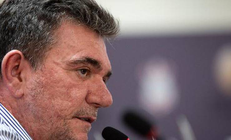 Times pressionam CBF por 38 rodadas de olho em antecipação de verba da TV