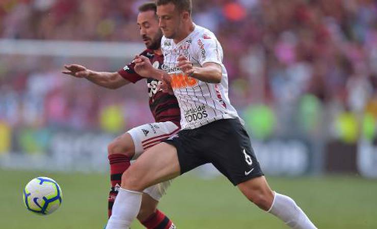 CBF define árbitro para o duelo entre Corinthians e Flamengo