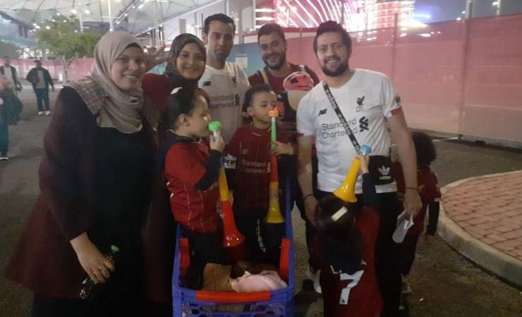 Torcida multicultural do Liverpool em Doha reafirma força global do clube