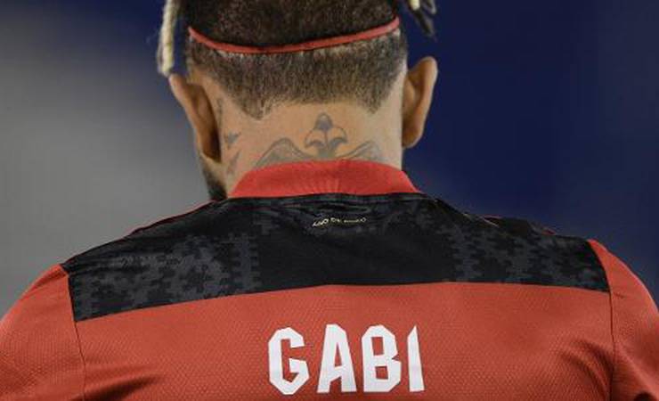 Flamengo é multado em R$ 61,8 mil e advertido por apelidos na Libertadores