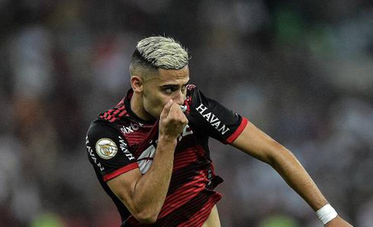Flamengo vai até o limite por Andreas e usa tempo antes de definir compra