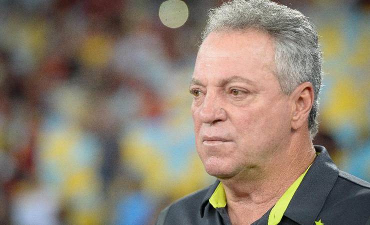 Abel Braga é a primeira opção para substituir Diniz no Fluminense