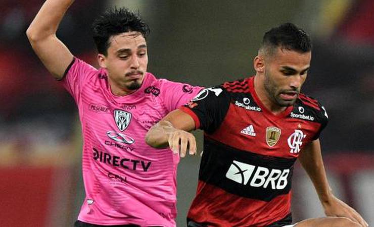 Thiago Maia opera o joelho e desfalca o Flamengo por ao menos 8 meses
