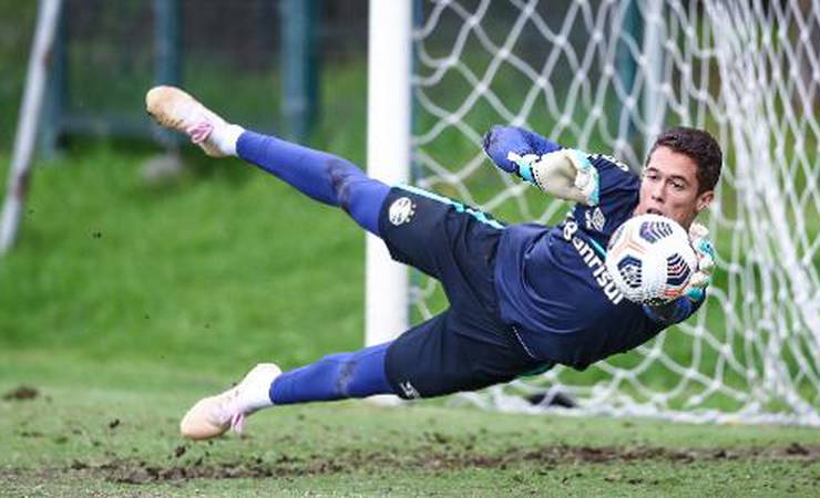 Com volta de Brenno, Felipão escala Grêmio para pegar o Flamengo