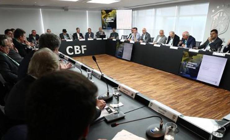 Clubes e CBF citam PIB e querem linha de crédito do BNDES para o futebol