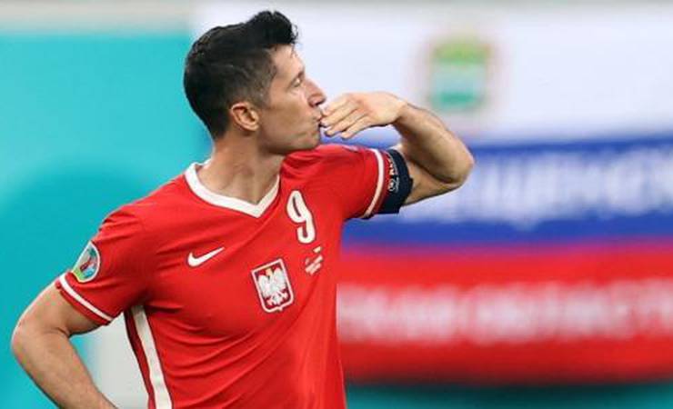 Lewandowski volta a criticar saída de Paulo Sousa: 'Fiquei incrédulo e desapontado'