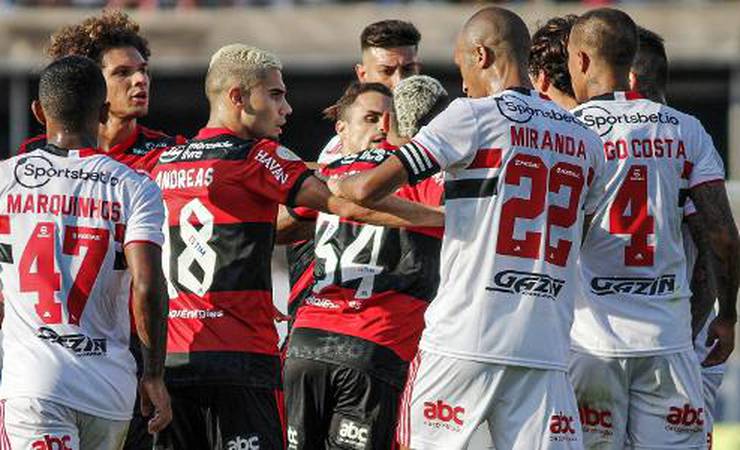 Após quebrar jejum, Flamengo busca sequência de vitórias sobre o São Paulo